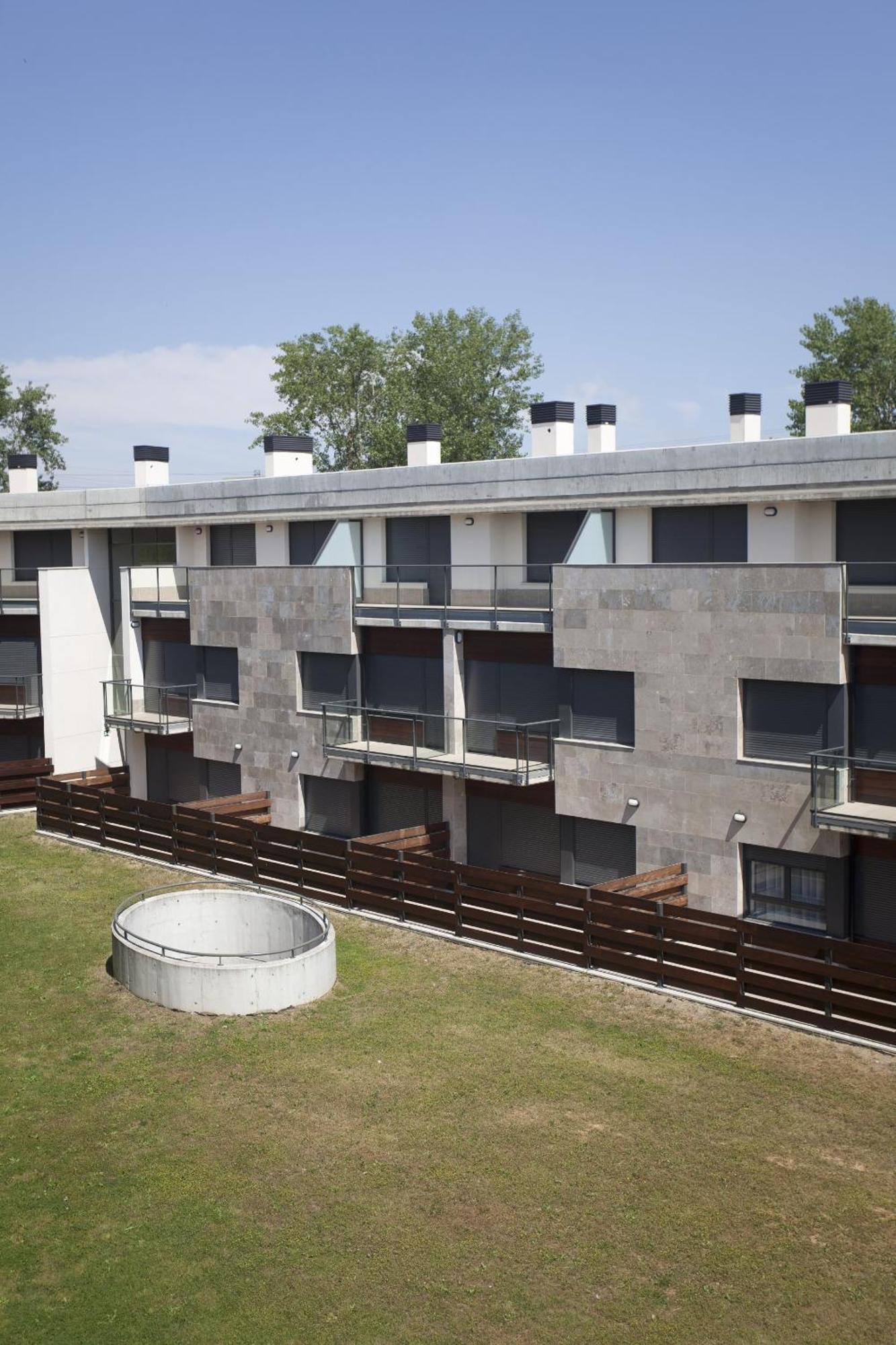 ויטוריה-גאסטייז Aparthotel Jardines De Aristi מראה חיצוני תמונה