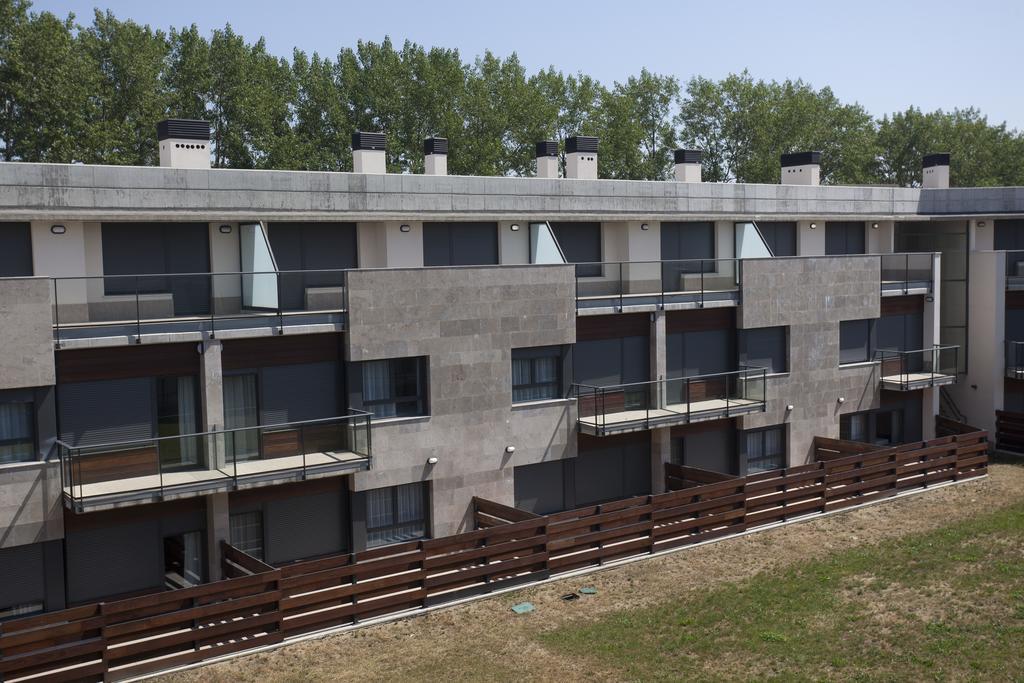 ויטוריה-גאסטייז Aparthotel Jardines De Aristi מראה חיצוני תמונה